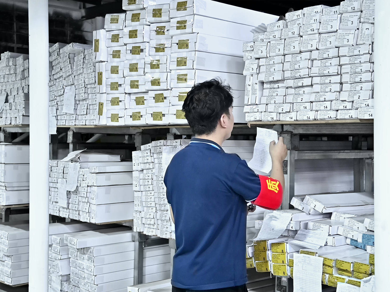 How Smart Warehouse Logistics Keep Your Orders Moving Fast